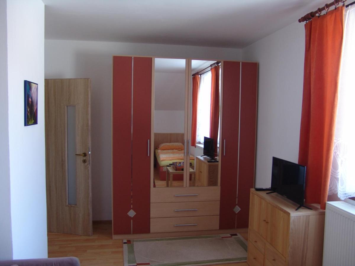 Apartmany U Torina Bozi Dar Exterior photo